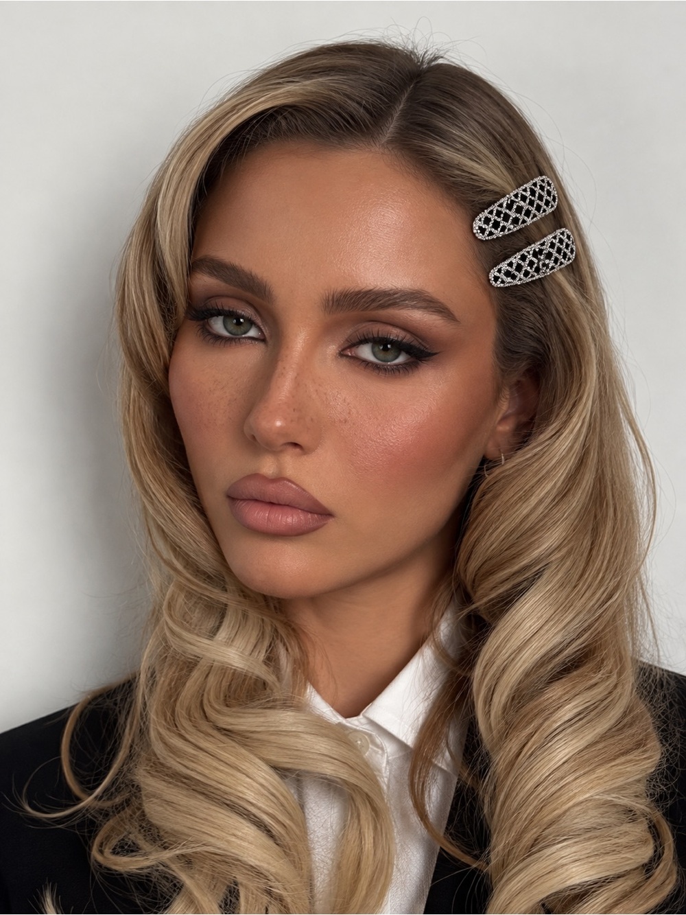 Rhinestone Embellished Hair Clips 2 Hair accessories